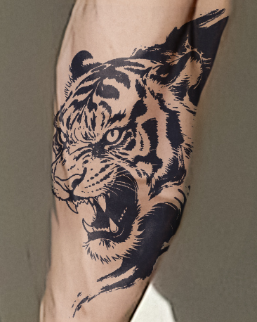Roaring Tiger